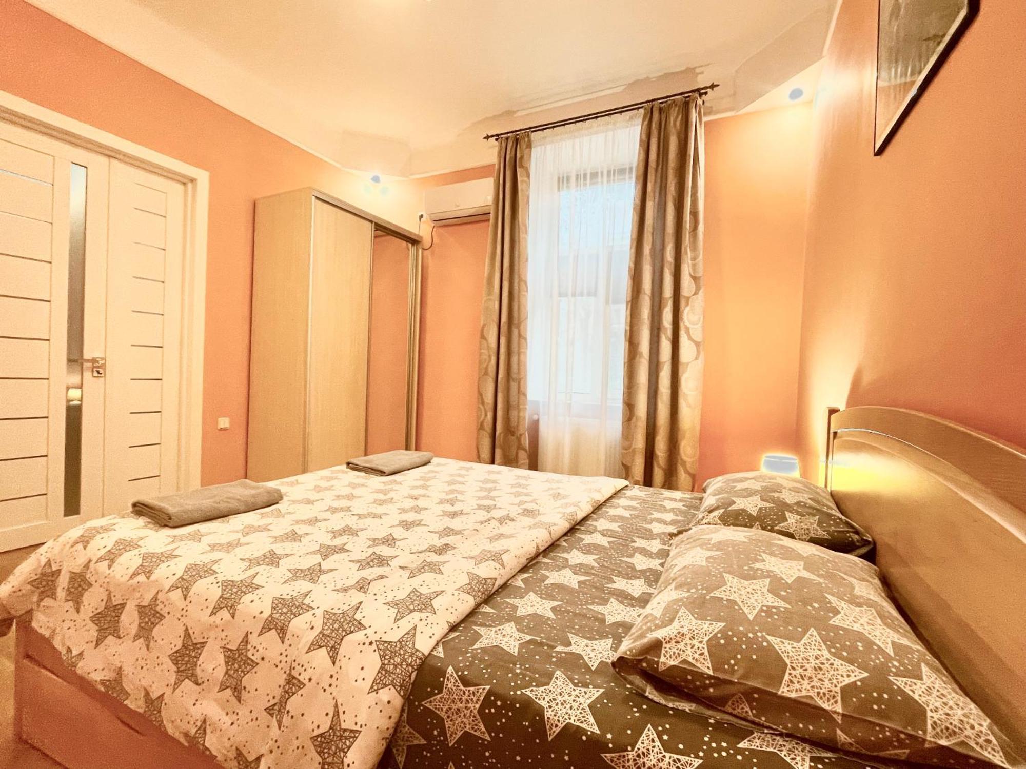 Apartment двохкімнатні в центри на князя лева 11