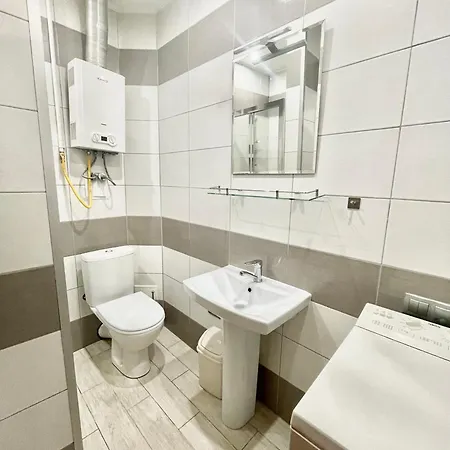 Двохкімнатні Апартаменти В Центри На Князя Лева 11 Lviv Exterior photo